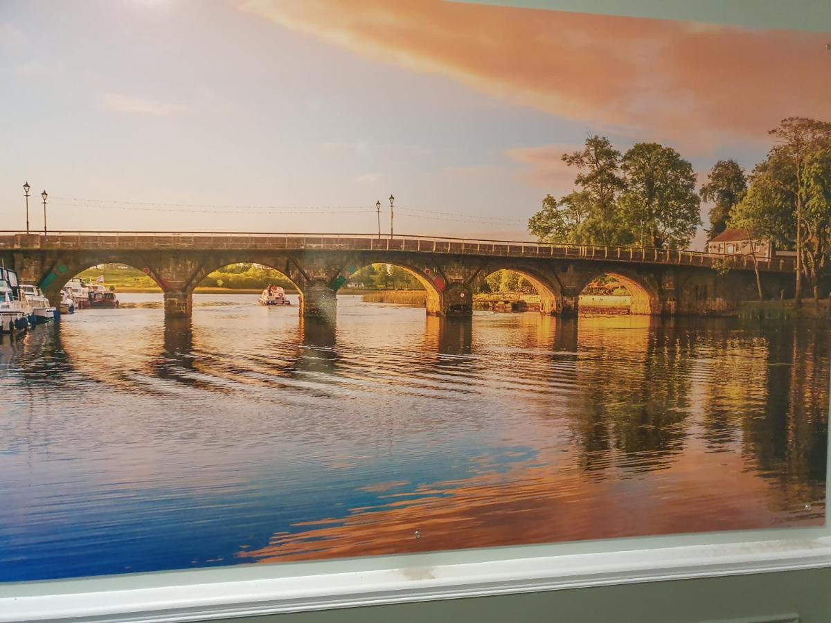 Shannon Bridge House Carrick-on-Shannon Exterior photo